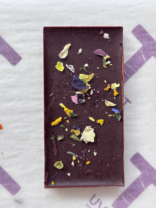THRIVU Esmeraldas 70% with Nibs, Salt and Andean Flowers