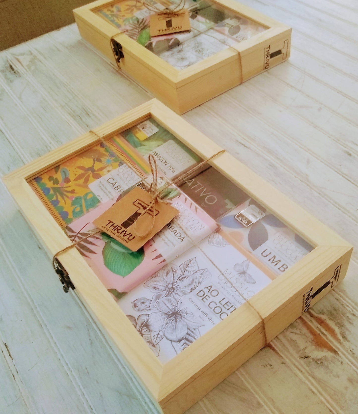 GIFT BOX